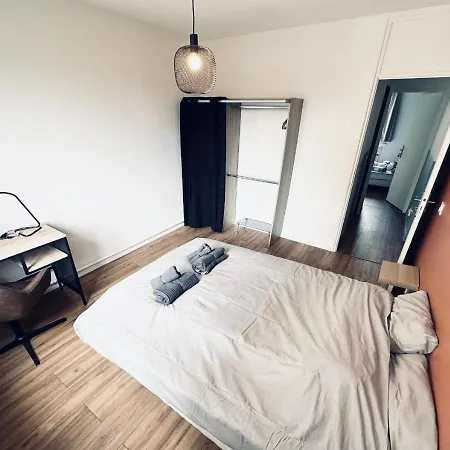 New! T5 Moderne Pres De Lille, Netflix, Wifi, Decoration Cosy Appartement
